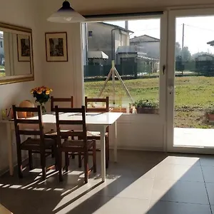 Porte Di Venezia, Tessera Aeroporto Affittacamere